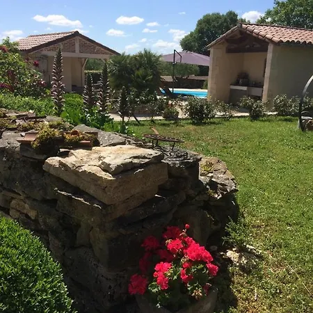 Le Couvent Bed & Breakfast 3*