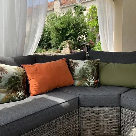 Le Couvent Saint-Jean-de-Laur