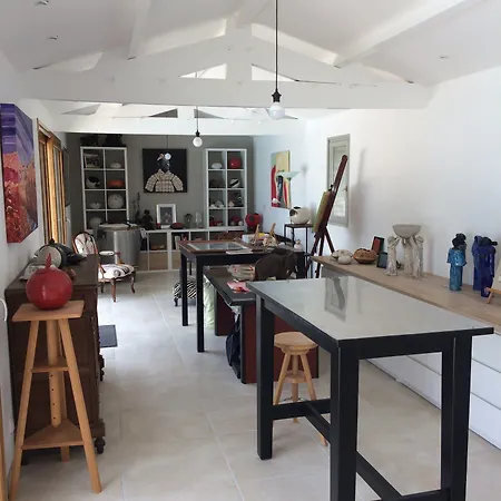 Le Couvent Bed & Breakfast