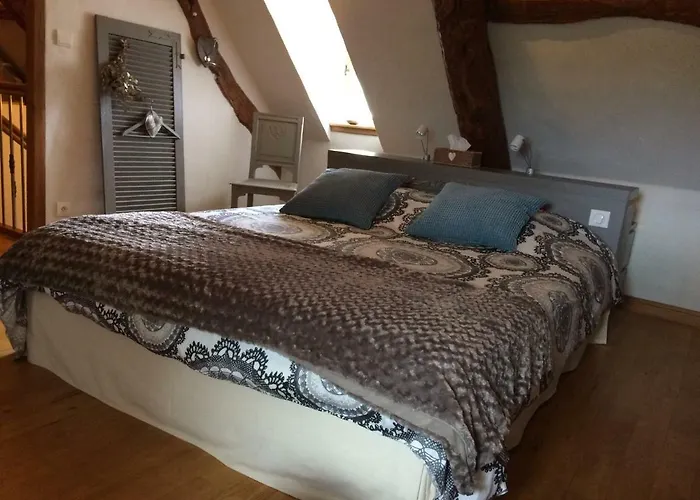 Le Couvent Couette-café Saint-Jean-de-Laur